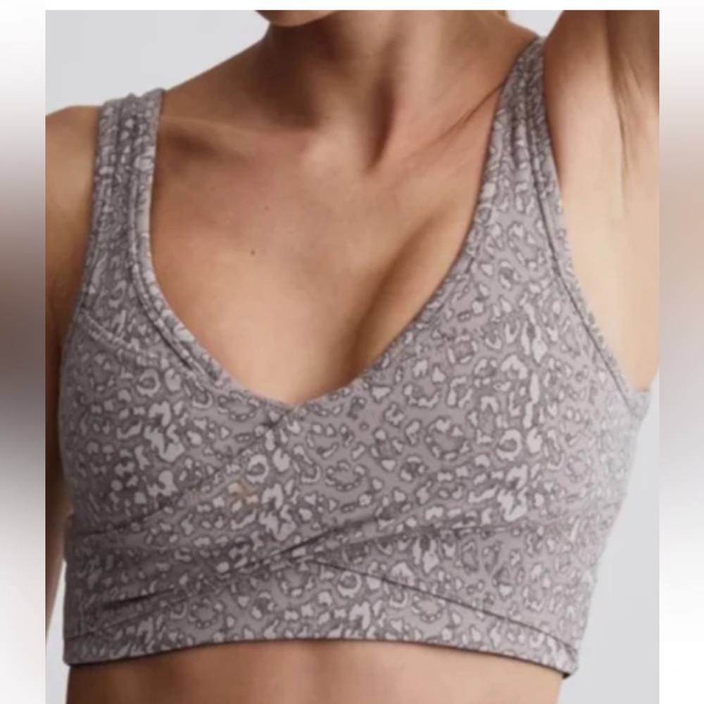Varley Let’s Move Kellam Leopard Print Sports Bra Size Small